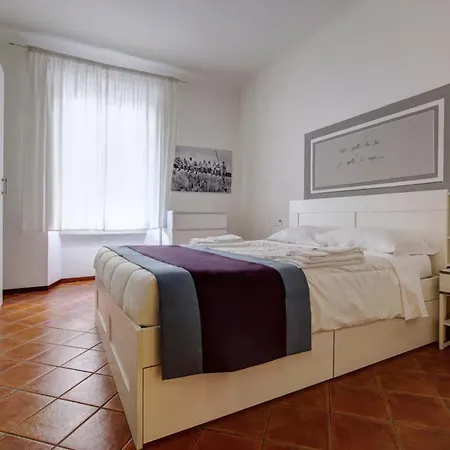 Mi Casa Arco Della Pace Apartment